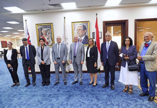 AUC2