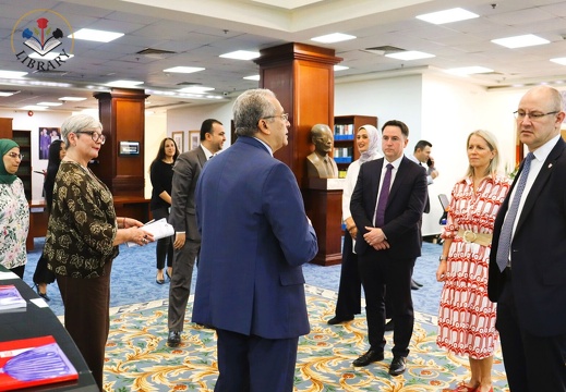 A High-Level Delegation from Queen’s University Belfast (Russell Group) Visits Our Library