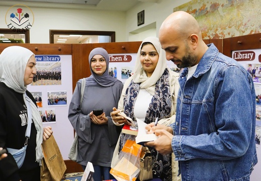 جلسة ثقافية مميزة مع الكاتب والسيناريست أحمد مراد في مكتبة الجامعة البريطانية في مصر، بإدارة الدكتورة غادة لبيب11